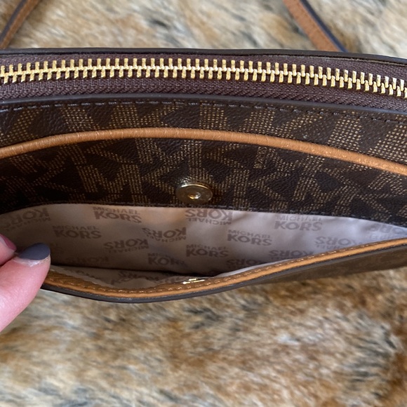 Michael Kors Crossbody Purse - Picture 7 of 16